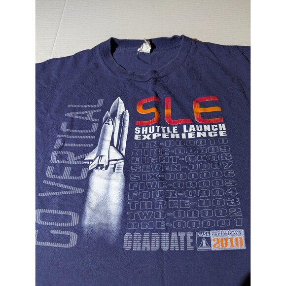 NASA Go Vertical tee shirt unisex Blue Shuttle Launch Graduate 2010 Size XL - Picture 2 of 7